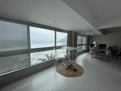 Apartment / Flat For Rent in Clifton, Cape Town