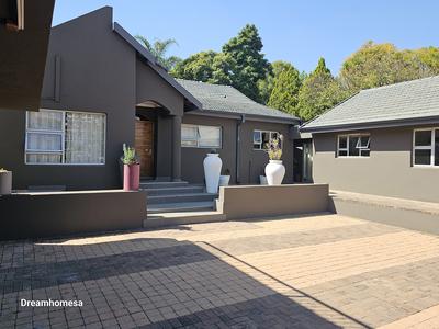 House For Sale in Parkmore, Sandton